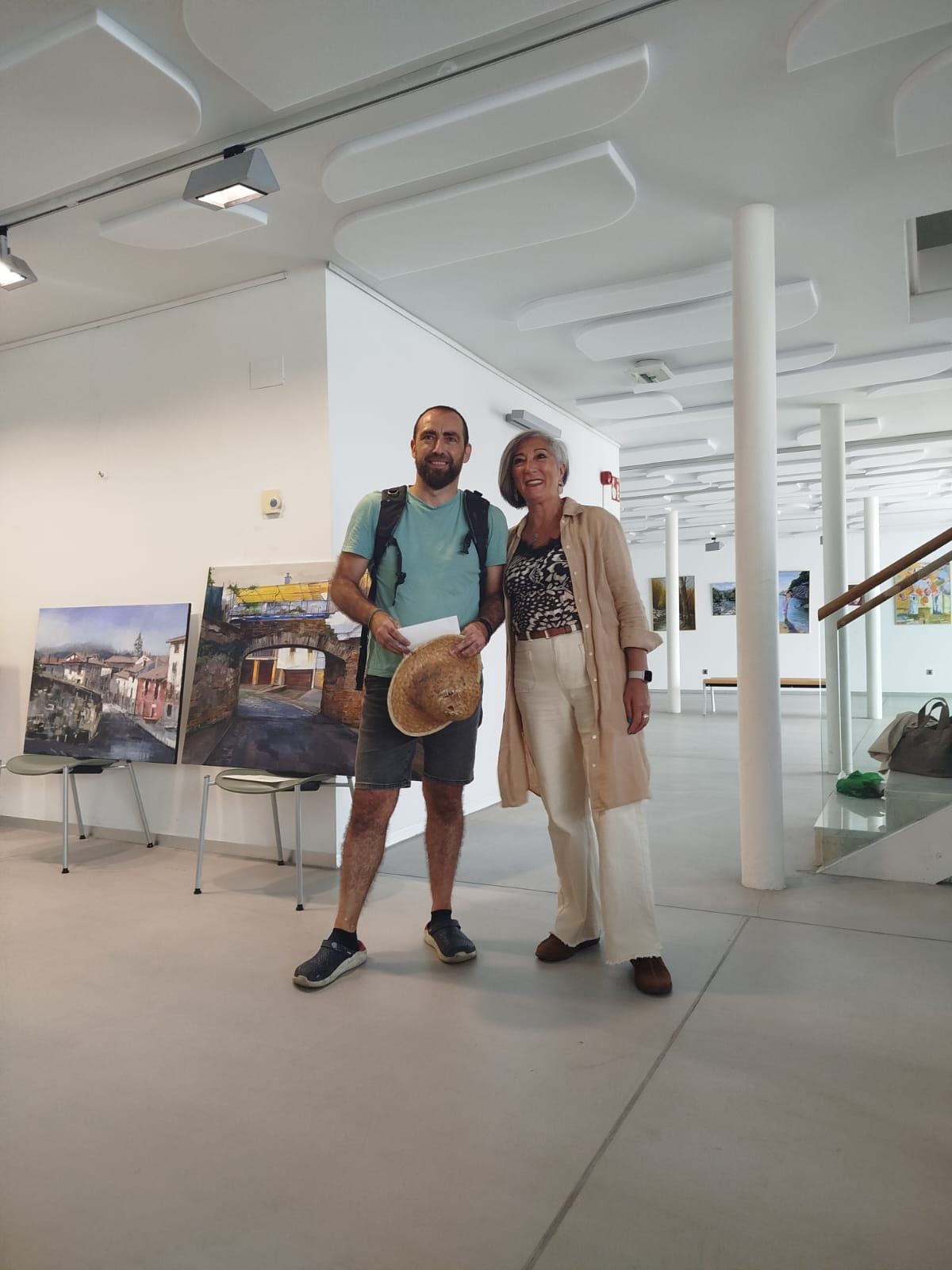 El artista vizcaino Iker Mugarra se impuso en el 21º Concurso de Pintura al Aire Libre.