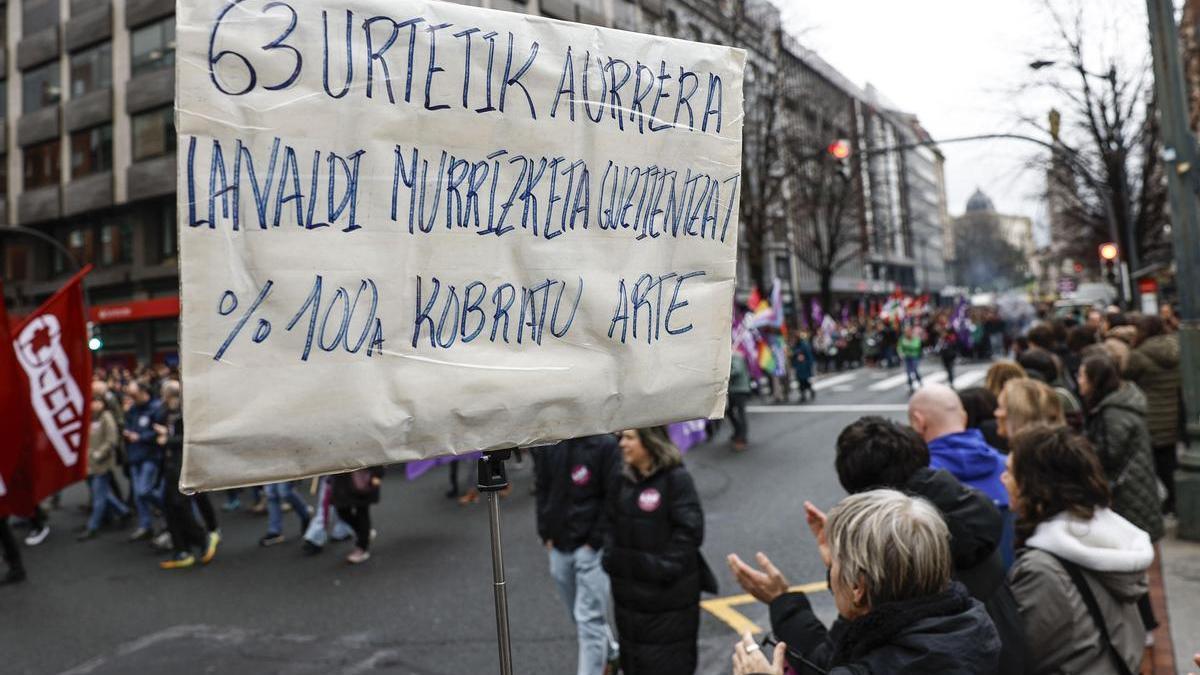 Huelga del profesorado de la educación pública vasca en Bilbao.