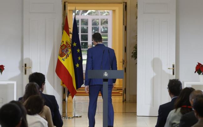 Pedro Sánchez, tras la rueda de prensa posterior al Consejo de Ministros. / EFE Pedro Sánchez, tras la rueda de prensa posterior al Consejo de Ministros.