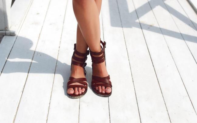 Calzado de verano [Foto: Freepik]