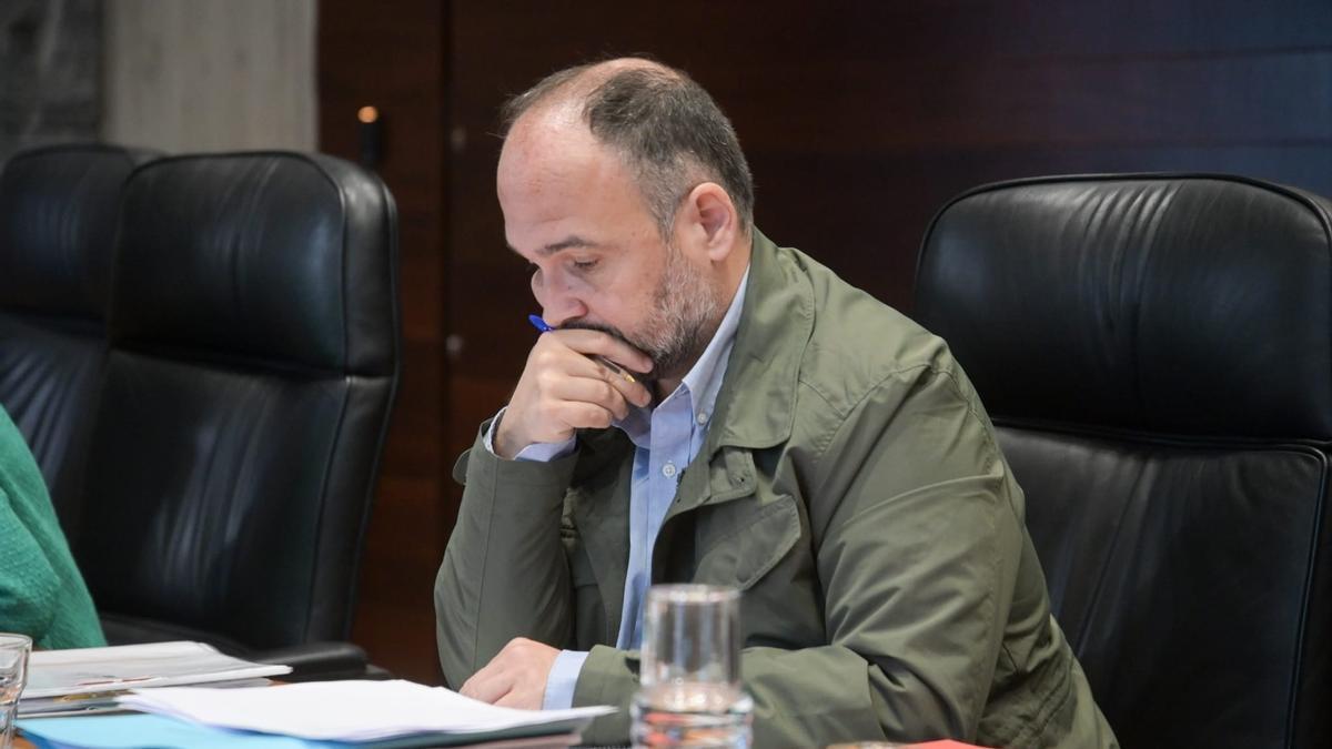 José Antonio Valbuena.