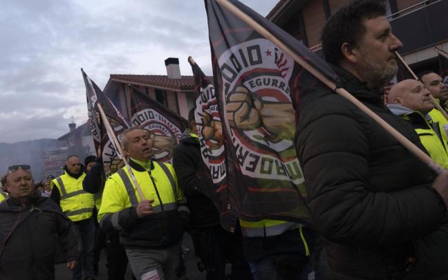 Manifestación de trabajadores de Tubos Reunidos.