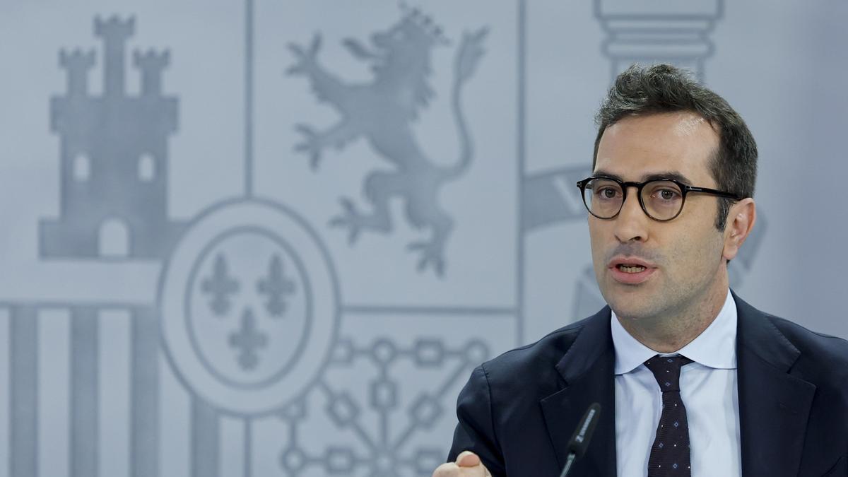 El ministro de Economía, Carlos Cuerpo, en la rueda de prensa posterior al Consejo de Ministros.