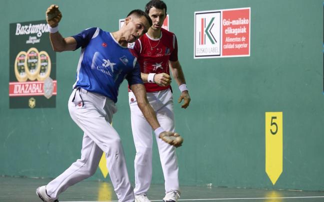 Javier Zabala y Jokin Altuna, durante un encuentro anterior.