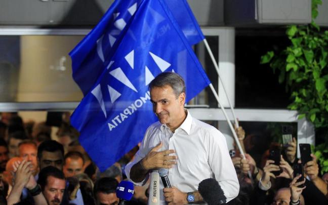 El líder de Nueva Democracia, Kyriakos Mitsotakis, en la sede del partido tras el anuncio de los primeros resultados de las elecciones en Grecia.