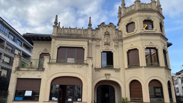 La matriculación puede formarlizarse online o en la propia sede / Gernika-Lumoko Kultur Etxea La matriculación puede formarlizarse online o en la propia sede