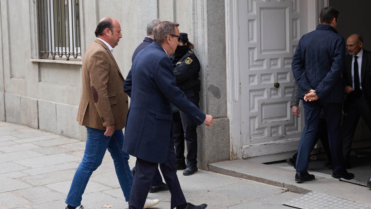 El presunto socio de Víctor de Aldama, Claudio Rivas, a su llegada a declarar al Tribunal Supremo