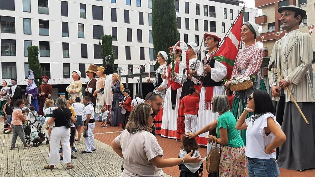 Concentración de gigantes en Amurrio