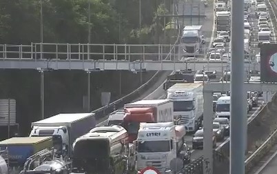 Retenciones este viernes en la A-8. Trafiko 