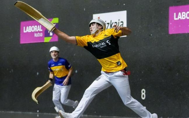 En imágenes: Eñaut Urreisti e Imanol López superan a Barandika-Basque en su segundo partido del Eusko Label Winter Series.