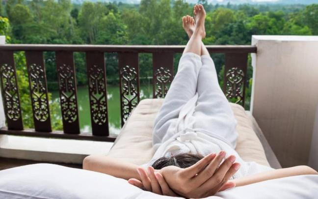 Adiós al sol y el calor: el remedio total de Jysk para descansar al aire libre en los días de verano