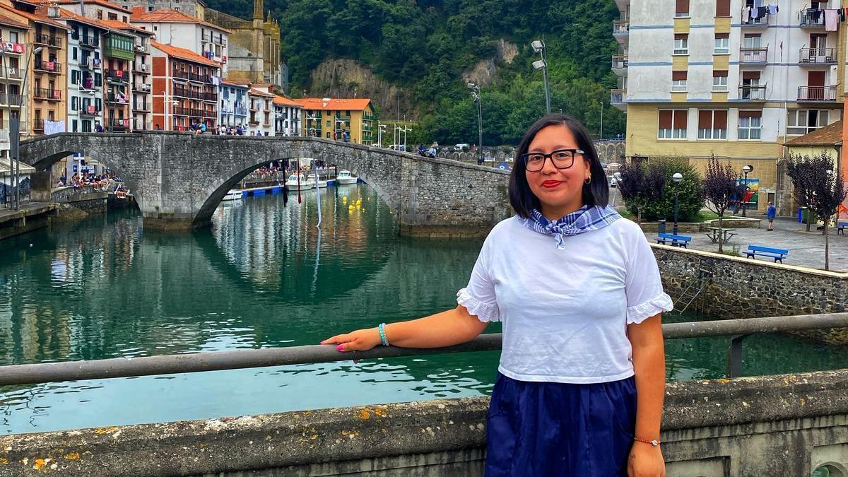 Sandy Ordinola, la creadora que se encuentra detrás de Euskorativos.