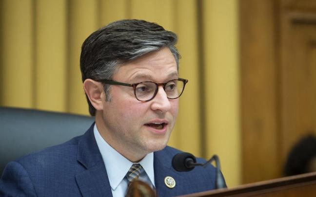 El republicano Mike Johnson.