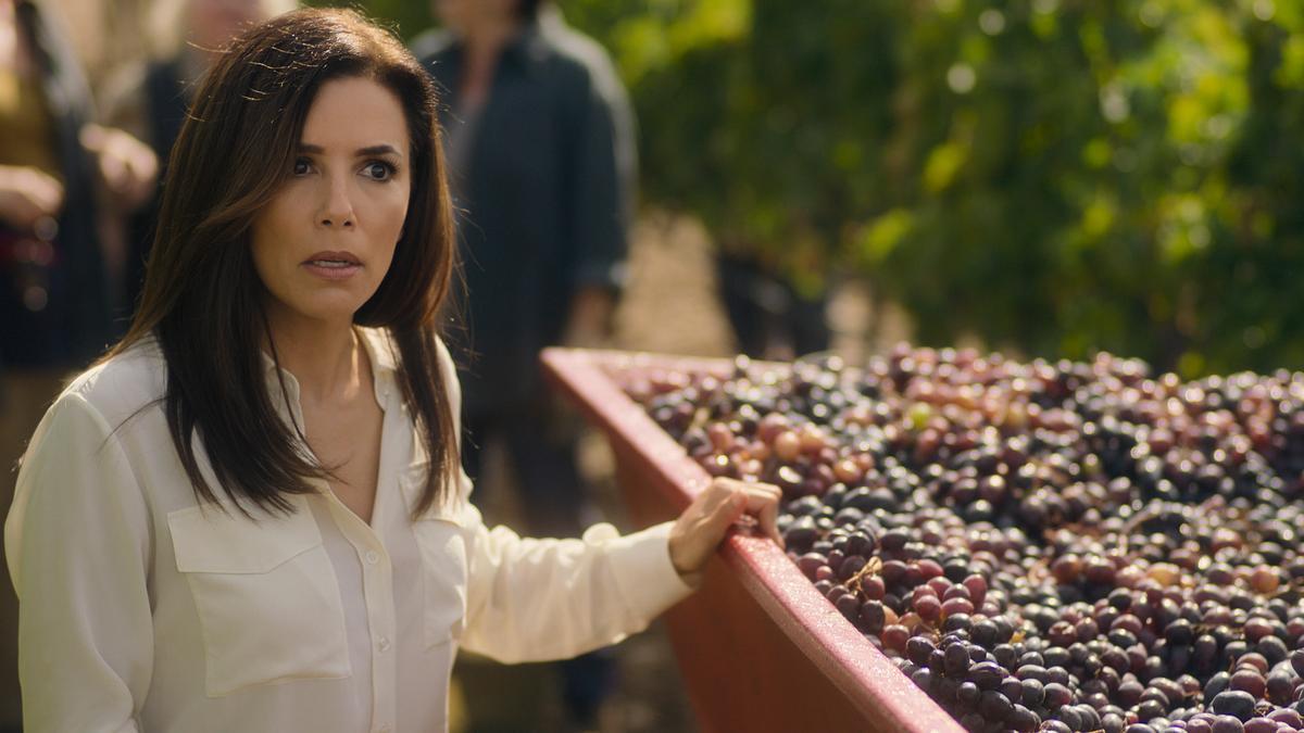 Eva Longoria, en una escena de la serie ‘Tierra de mujeres’