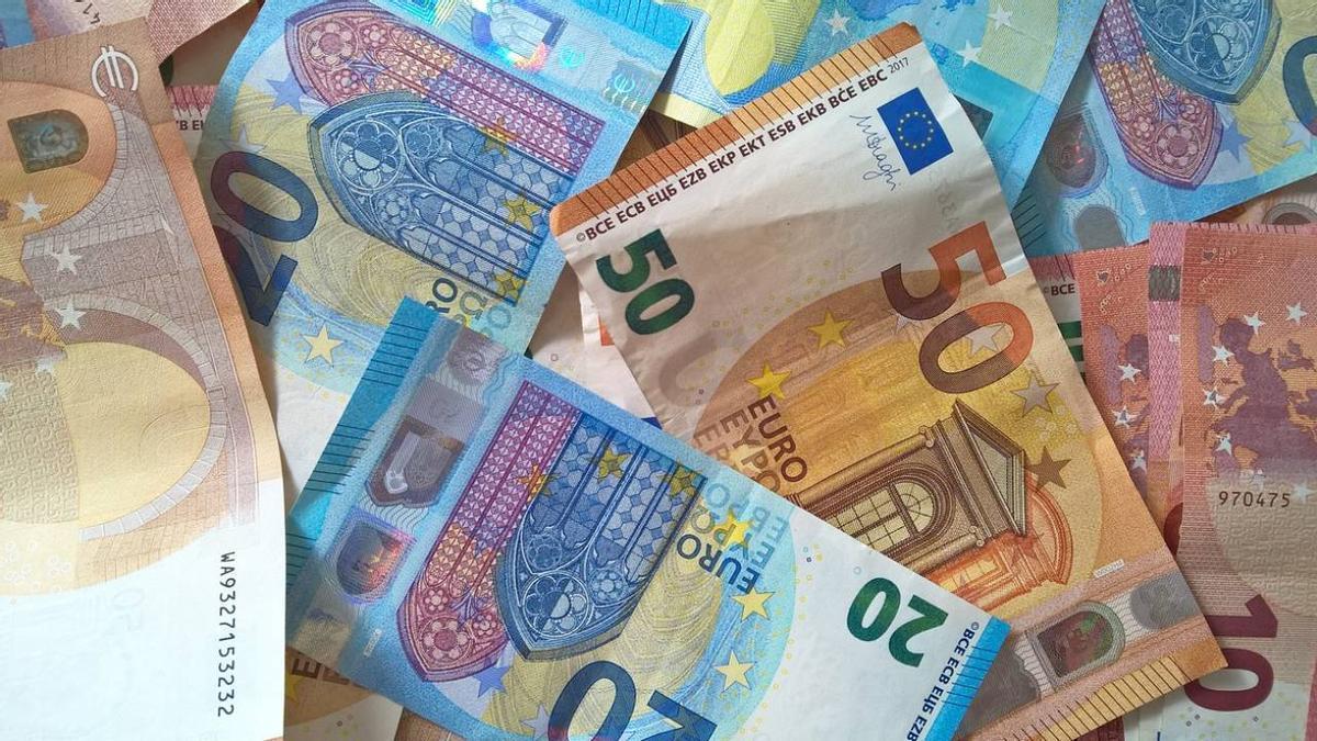 Reto del euro o cómo ahorrar hasta 1.400 euros extra en un año