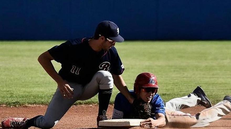 Partido de béisbol.