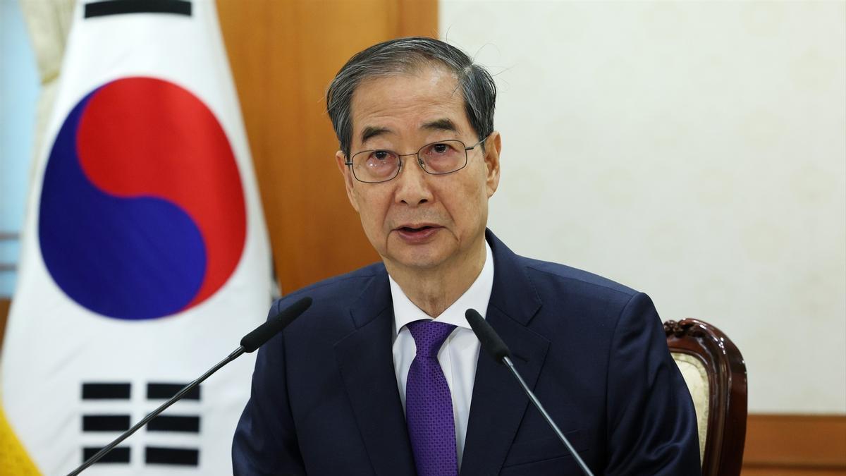 El ex primer ministro de Corea del Sur y expresidente en funciones del país, Han Duck Soo, en una foto de archivo.