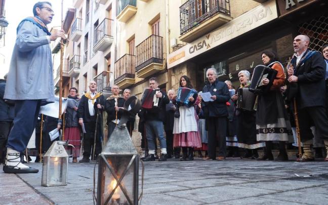 Los coros de Santa Águeda volvieron a recorrer las calles de Elgoibar el pasado mes de febrero, dando continuidad a una tradición que se inició hace 100 años.