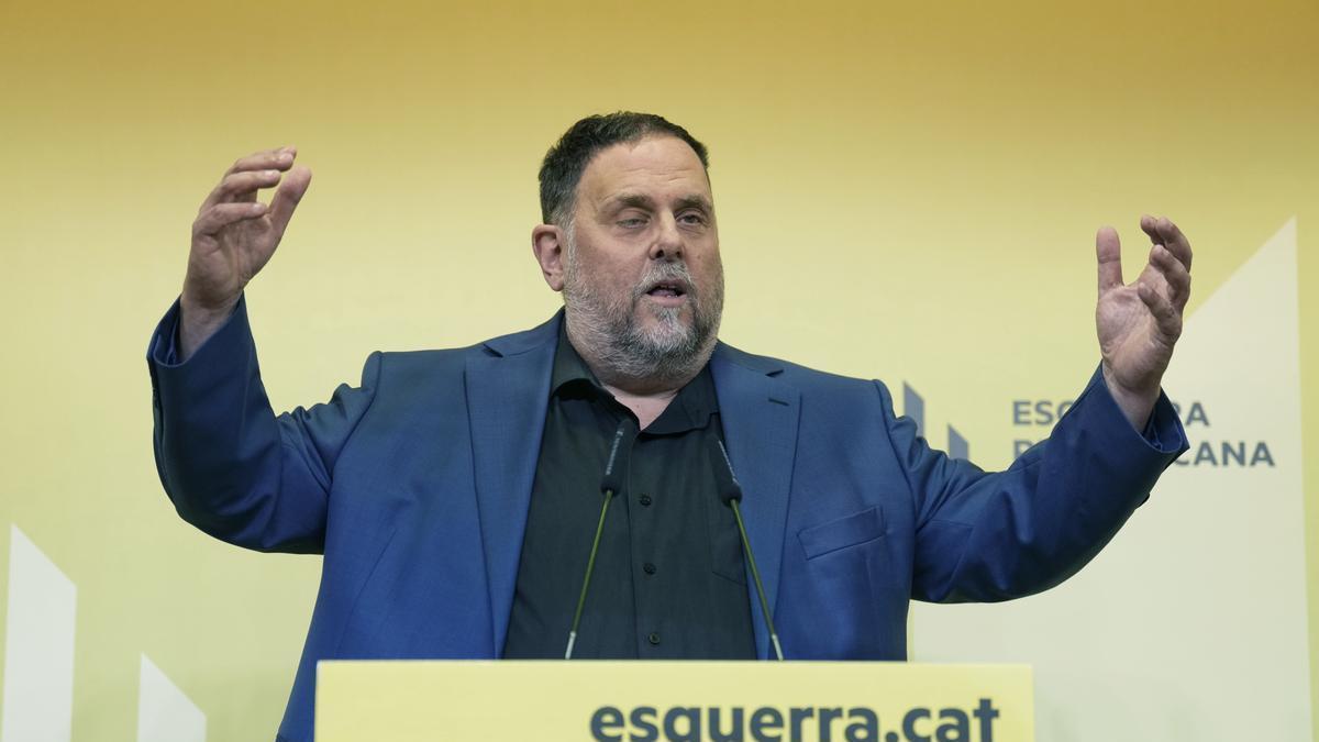 En una rueda de prensa Oriol Junqueras ha asegurado que no ha recibido presiones ni de Aragonès ni de Rovira para dejar el liderazgo de ERC.