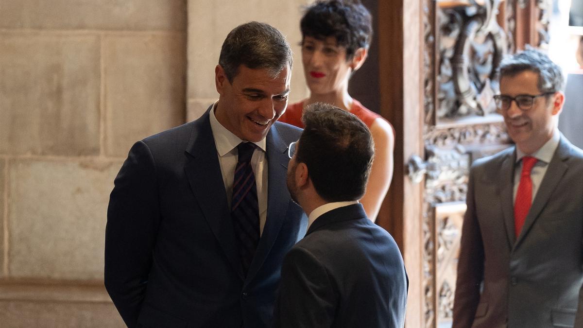 Sánchez se reúne con Aragonés.