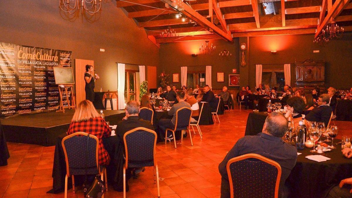 Imagen de un acto organizado en el Centro Temático del Vino Villa Lucía