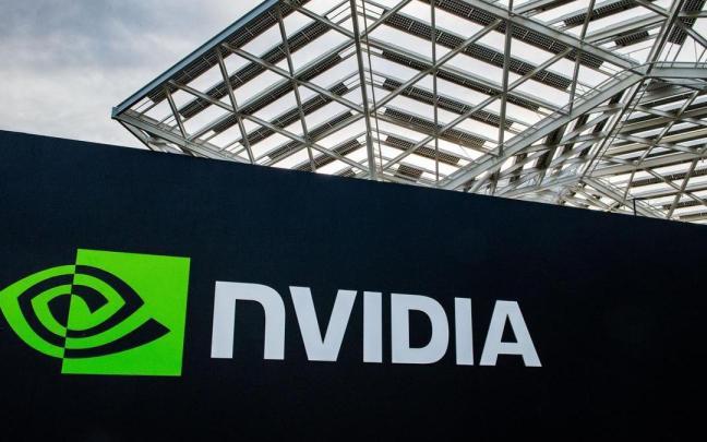 El logo de Nvidia en las oficinas de la compañía en Silicon Valley.