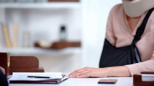 ¿Te puede llamar tu empresa durante una baja laboral? / UGT ¿Te puede llamar tu empresa durante una baja laboral?