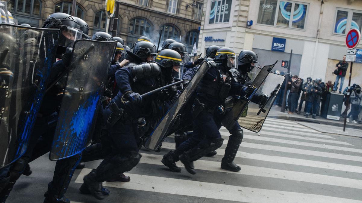 Francia vivió este jueves su duodécima jornada de protestas contra el plan de Macran de reformar el sistema de pensiones.