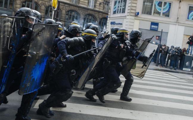 Francia vivió este jueves su duodécima jornada de protestas contra el plan de Macran de reformar el sistema de pensiones.