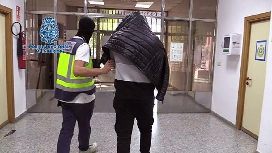 La Policía Nacional ha detenido a cuatro miembros de los 'Biris'.