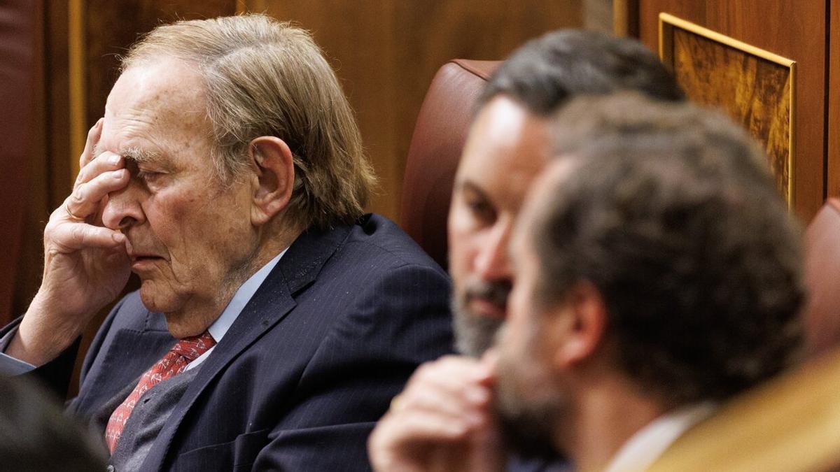 Tamames y Abascal, durante el debate en el Congreso.