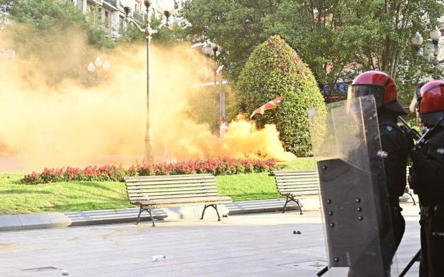 Ernai convocó ayer manifestaciones en las tres capitales para reivindicar oficialidad de la Euskal Selekzioa.