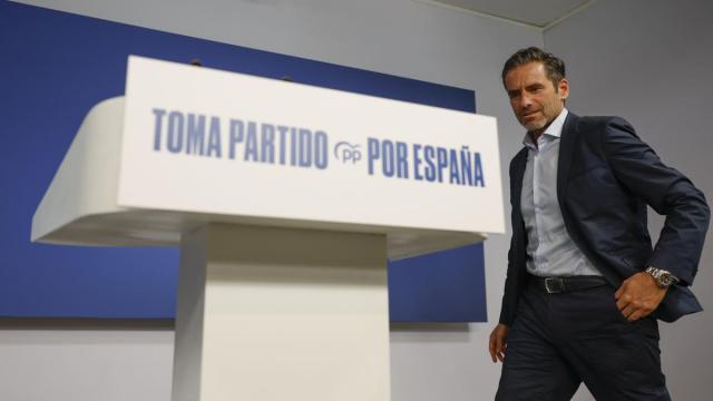 Sémper en la rueda de prensa en la que anunció que sufría cáncer. / EFE Sémper en la rueda de prensa en la que anunció que sufría cáncer.