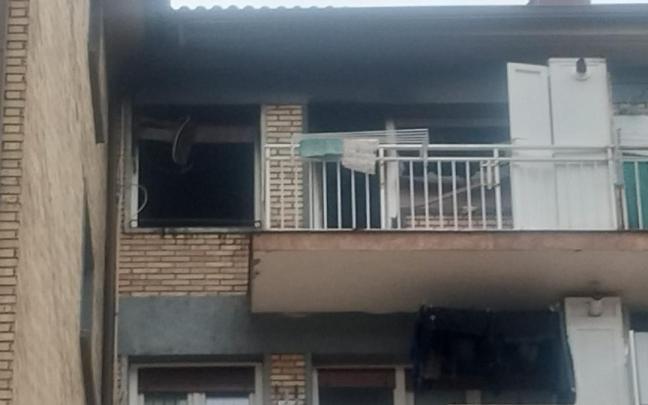 Piso afectado por el incendio que se ha producido este jueves en una vivienda de la calle Uriburu.