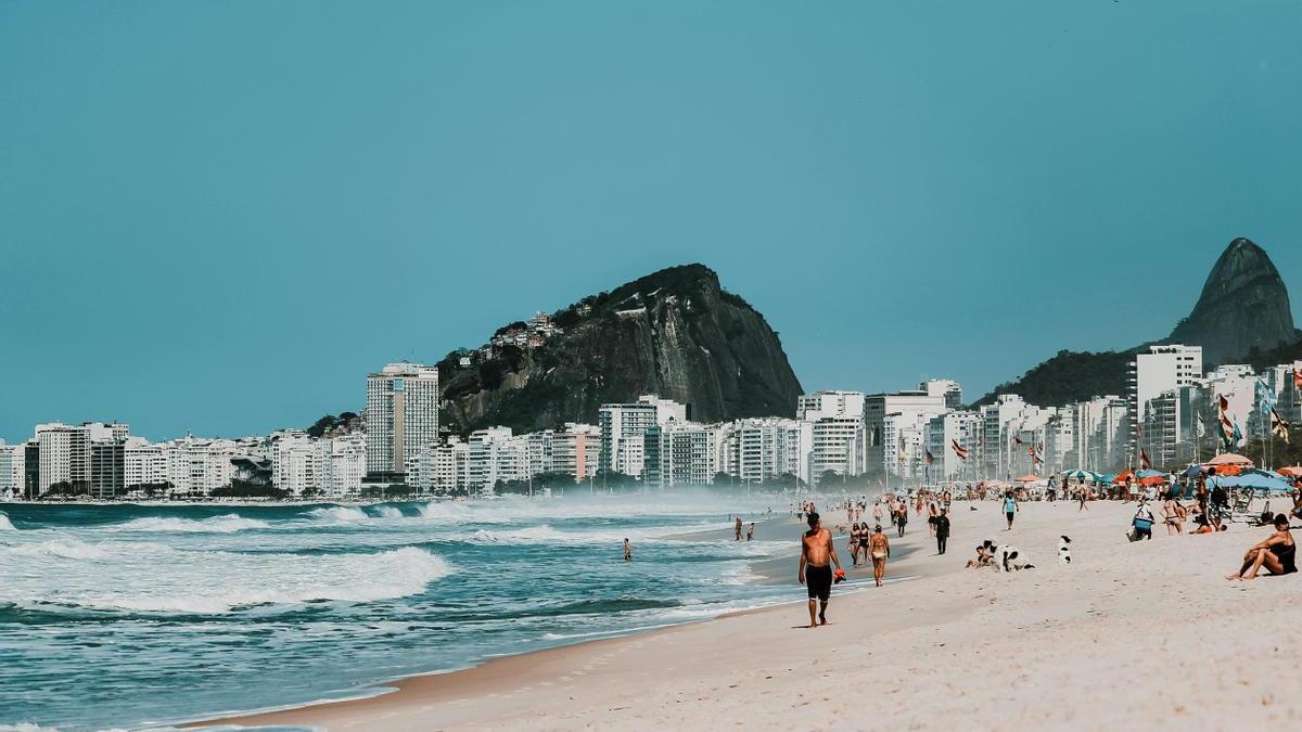 La playa de Copacabana en Río de Janeiro.