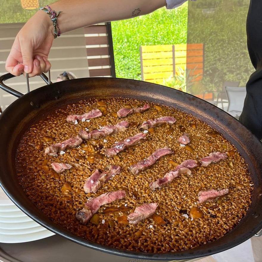 Arroz con carne de Kanala Beach