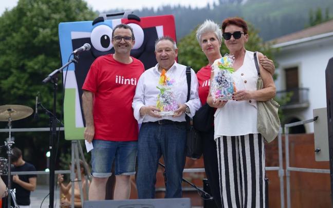 Larraza y Paternain, durante el homenaje.
