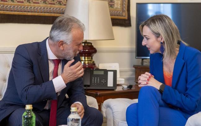 El ministro Torres, y la consejera Ubarretxena durante una reunión reciente en el Ministerio.