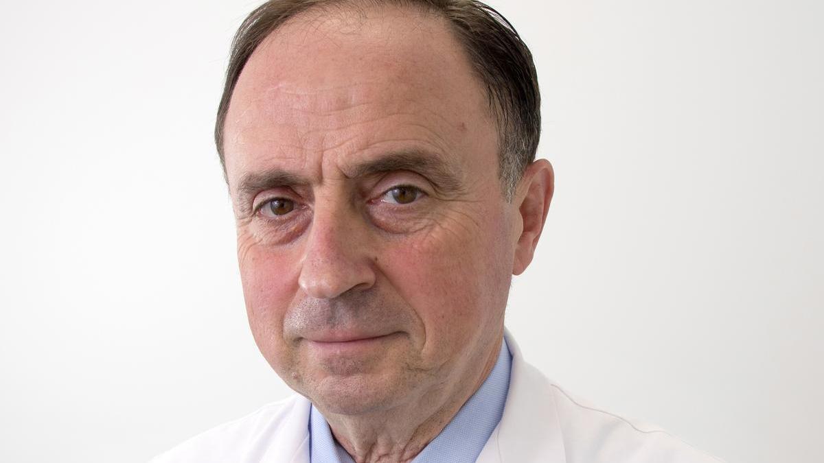 Javier Araiz es director científico del Instituto Clínico Quirúrgico de Oftalmología, desde el año 2015.