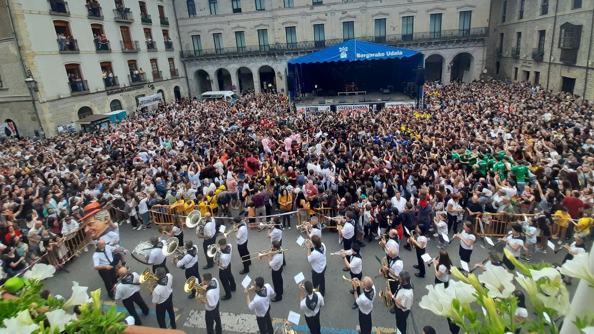 Una imagen del despertar festivo de los Pentekostes en su edición del año pasado.