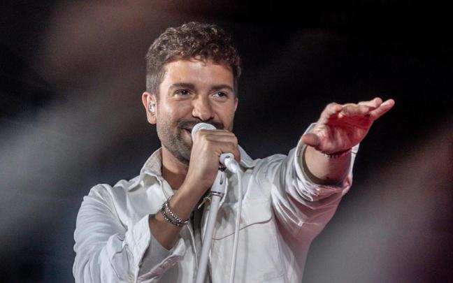 Pablo Alborán cancela su concierto de este viernes por una "neumonía grave": "Debo guardar reposo total"