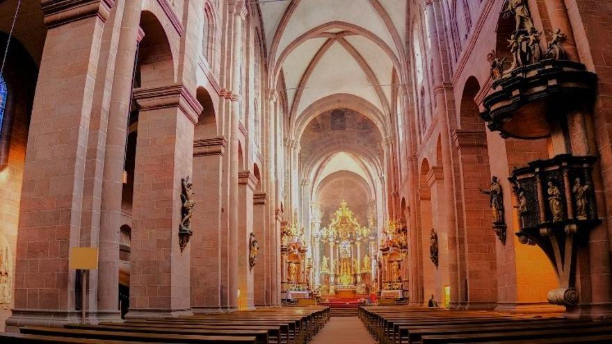 La majestuosidad de la catedral de Worms.