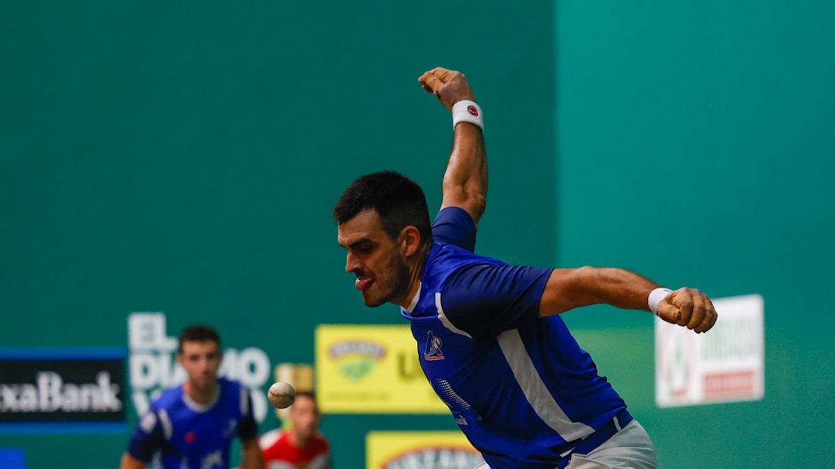 Urrutikoetxea y Albisu superan a Ezkurdia-Martija en el Torneo de San Fermín.