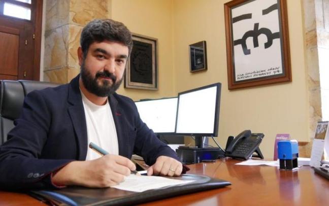 El alcalde de Legazpi, Eric Gálvez.