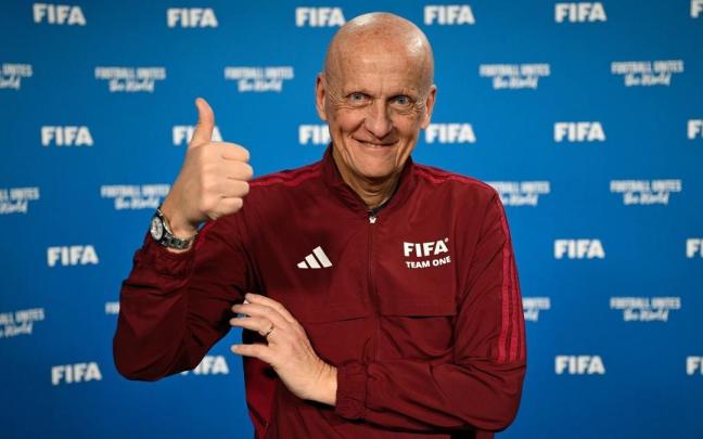 El excolegiado italiano Pierluigi Collina, presidente de la Comision de Árbitros de la FIFA.