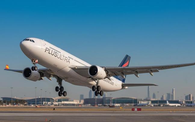 Avión A330 de Plus Ultra.