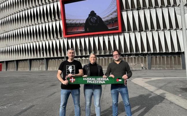 Representantes iniciativa ciudadana Gernika-Palestina