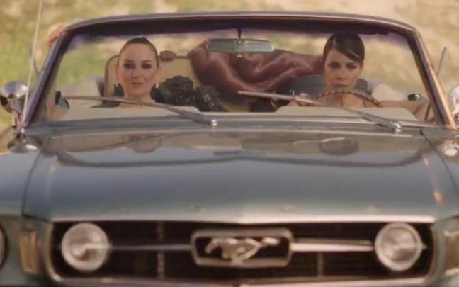 Leonor Watling y Maribel Verdú en el anuncio de los Goyas 2025.