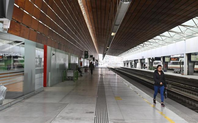 El revólver se incautó durante una pelea en uno de los andenes de la estación | Oskar González, Deia