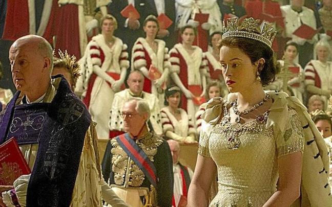Escena de la coronación de Isabel II de Inglaterra en la serie ‘The Crown’. Escena de la coronación de Isabel II de Inglaterra en la serie ‘The Crown’.